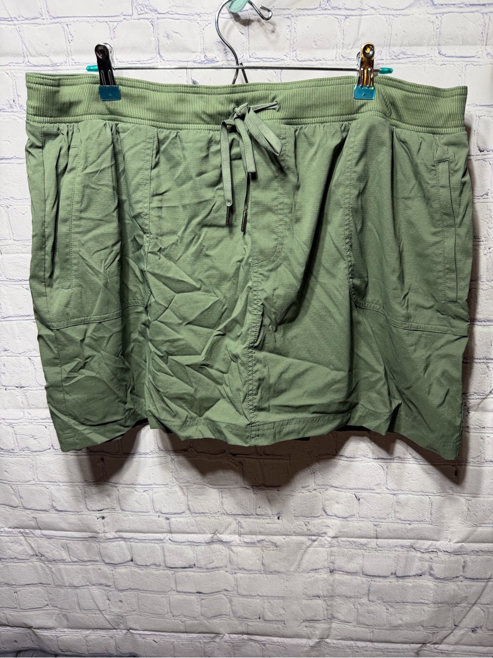 L.L.Bean Womens Vista Camp Skort Green Sz 2X Casual Outdoor Camping
